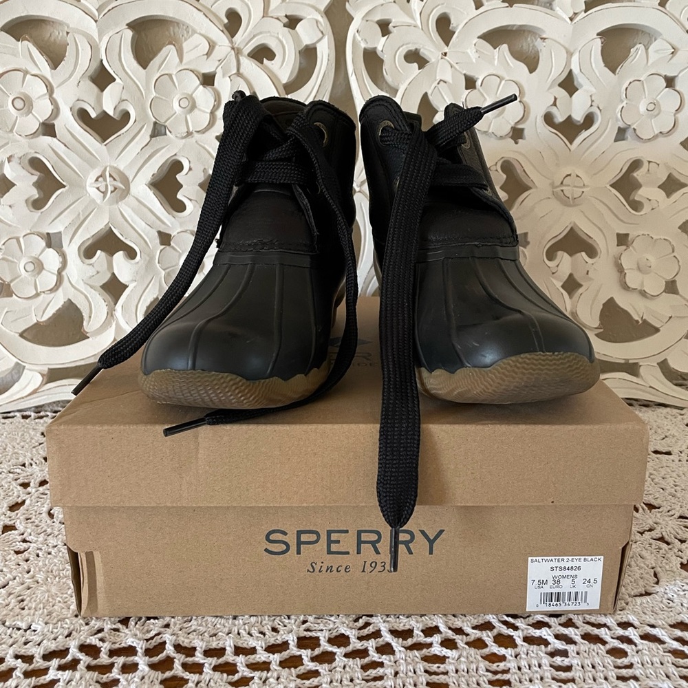 Sperry Top-Sider Saltwater Duck Boots. Size 7.5